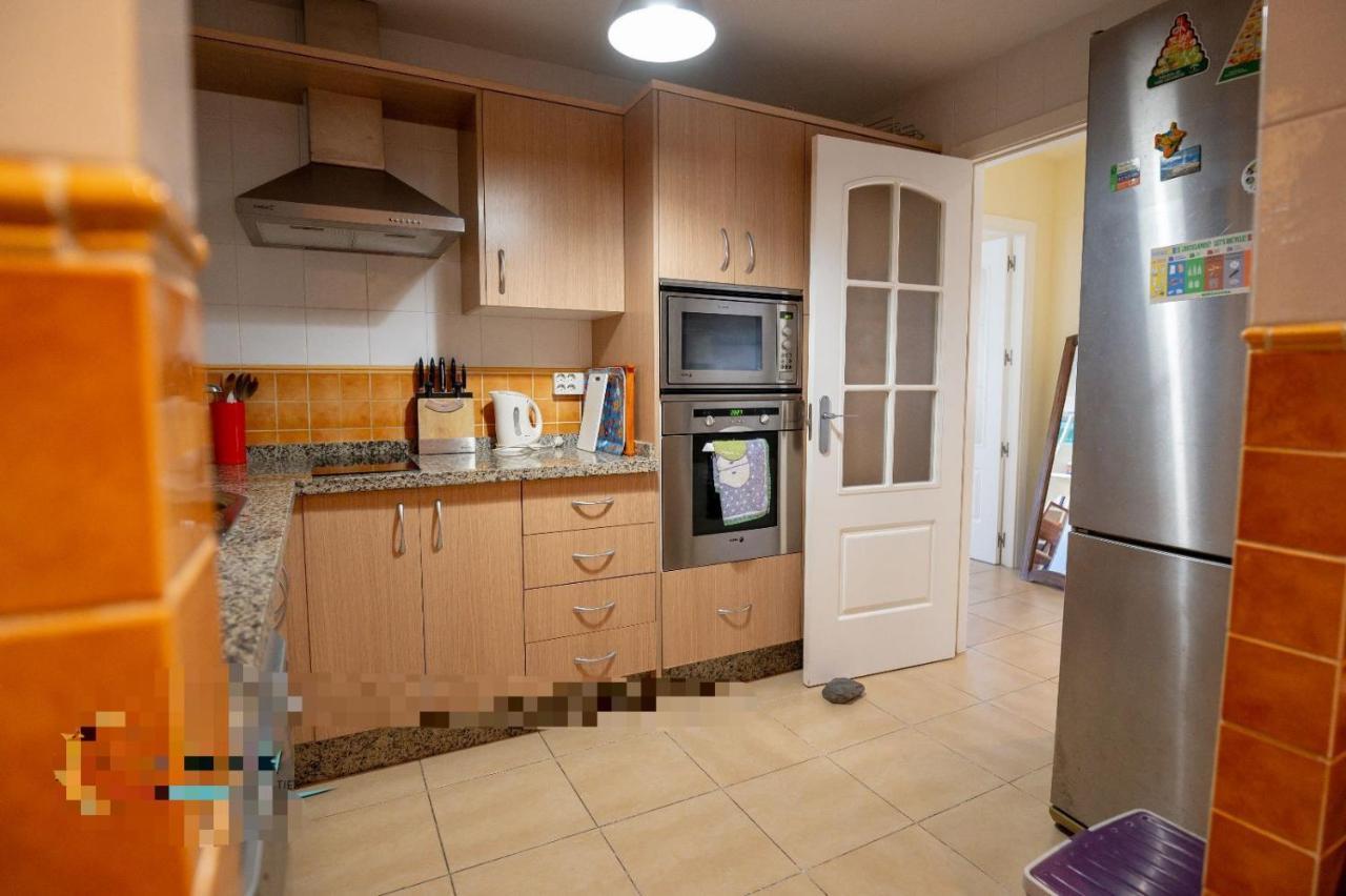 Vista Bahia Con Piscinas, Parking Y Terraza Apartman La Herradura  Kültér fotó