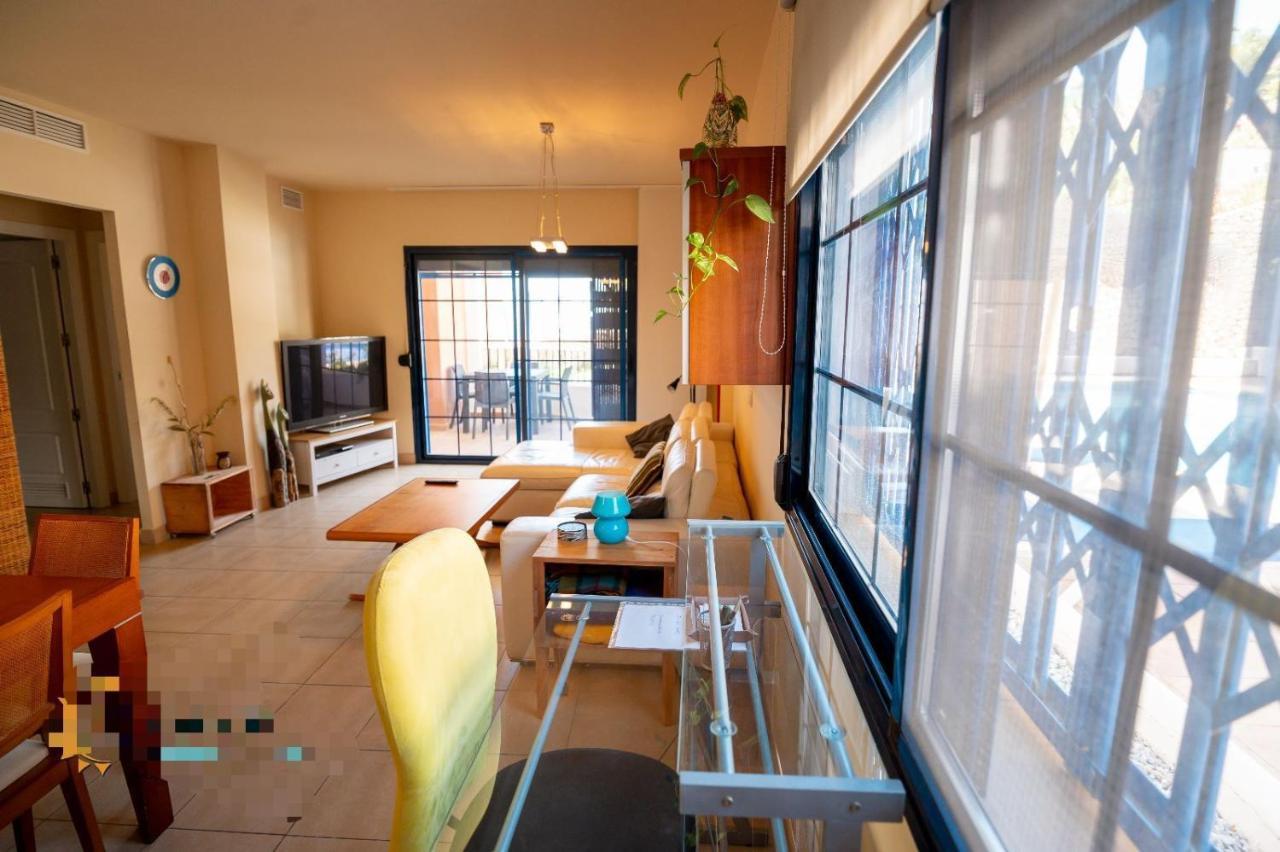 Vista Bahia Con Piscinas, Parking Y Terraza Apartman La Herradura  Kültér fotó
